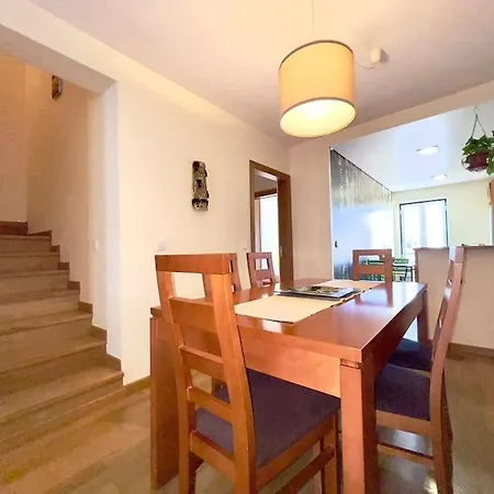 Principe Real Magnificent Duplex View * Lissabon